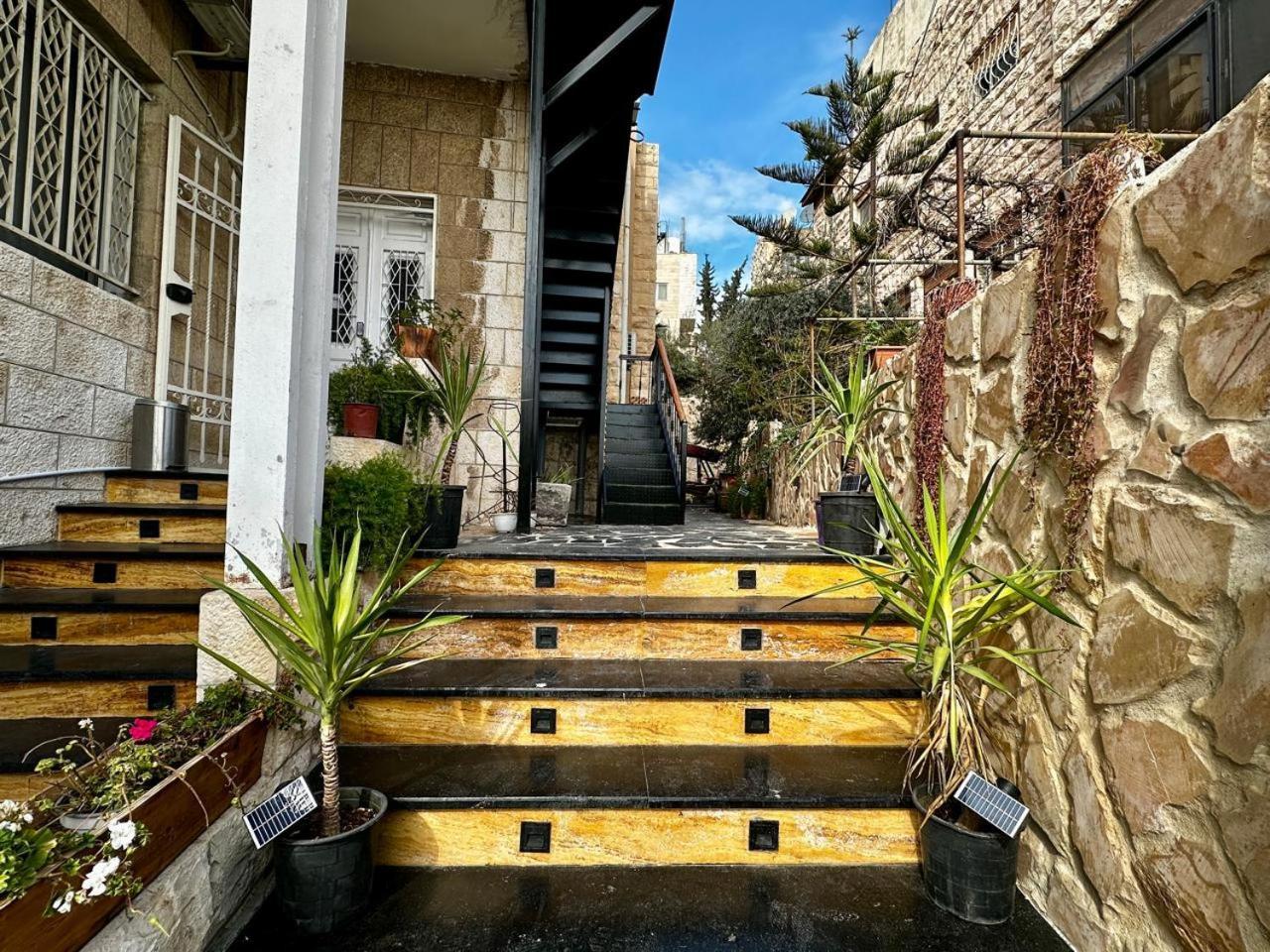 ホテル Beit Ahlan アンマン エクステリア 写真